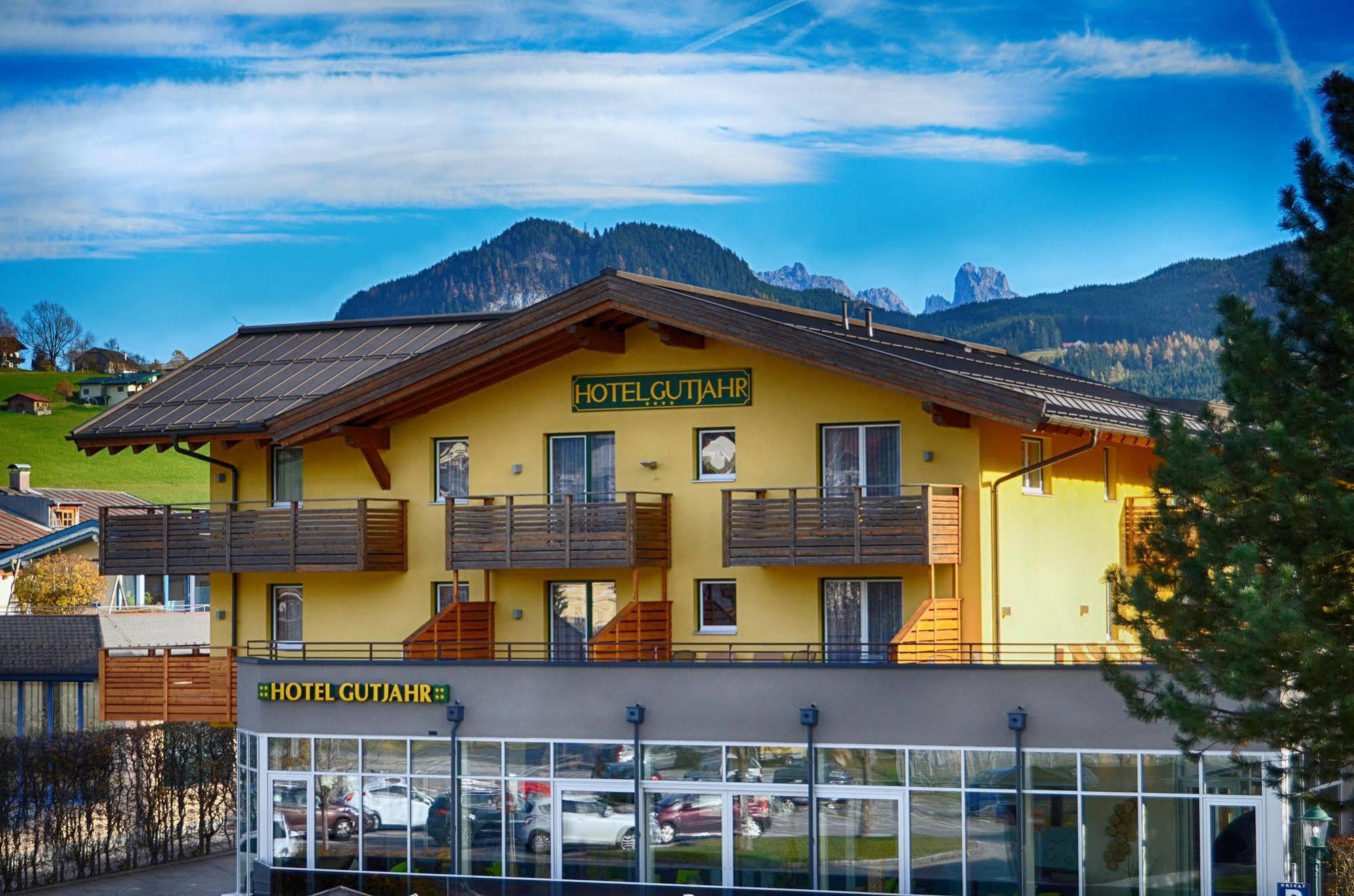 Aktiv- Und Wellnesshotel Gutjahr Abtenau Εξωτερικό φωτογραφία